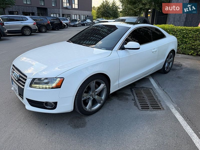 Купе Audi A5 2011 в Киеве