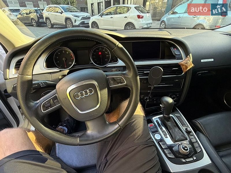 Купе Audi A5 2011 в Киеве
