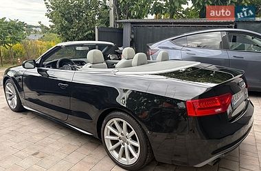 Кабриолет Audi A5 2015 в Киеве