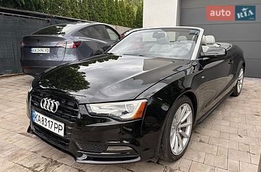 Кабриолет Audi A5 2015 в Киеве