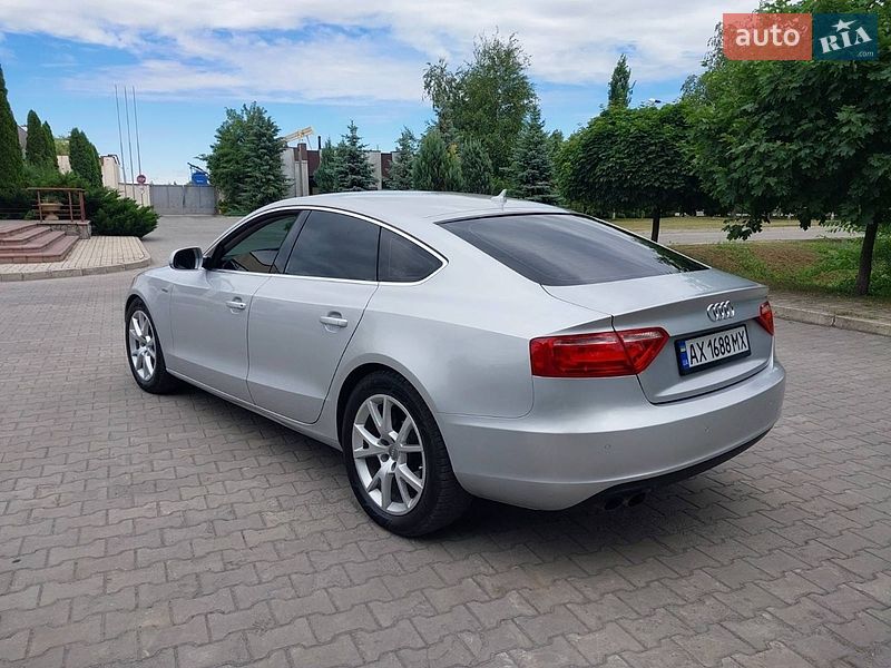 Купе Audi A5 2010 в Тальном