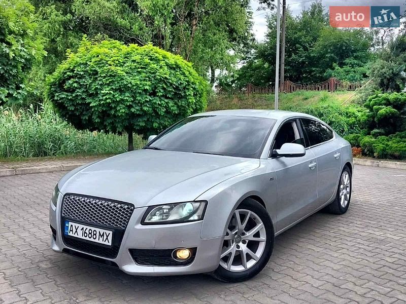 Купе Audi A5 2010 в Тальном