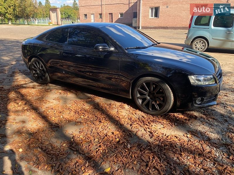 Купе Audi A5 2011 в Дубно