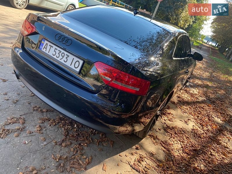 Купе Audi A5 2011 в Дубно