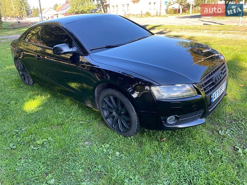 Купе Audi A5 2011 в Дубно