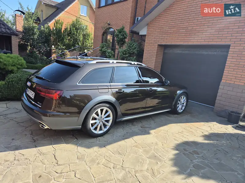 Audi A6 Allroad 2016