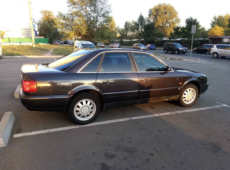 Audi A6 1995 года
