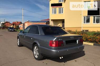 Audi A6  1997