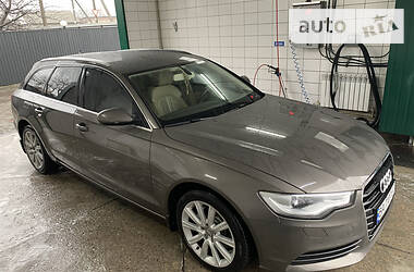 Audi A6 AVANT 2012