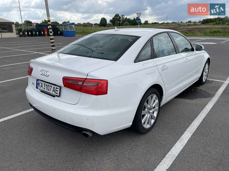 Седан Audi A6 2014 в Киеве