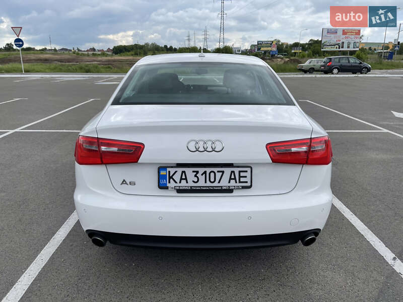 Седан Audi A6 2014 в Киеве