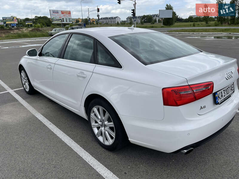 Седан Audi A6 2014 в Киеве