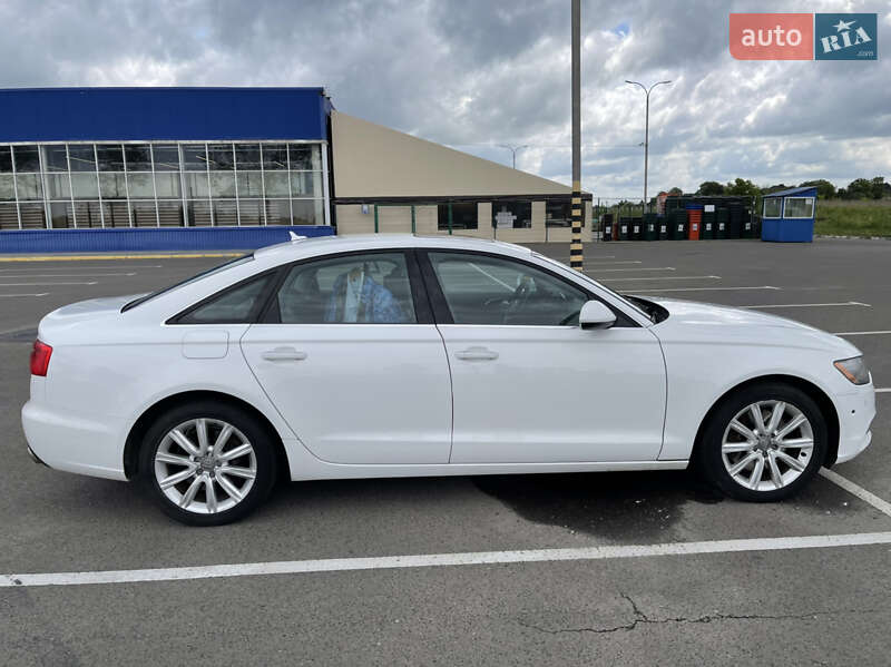 Седан Audi A6 2014 в Киеве