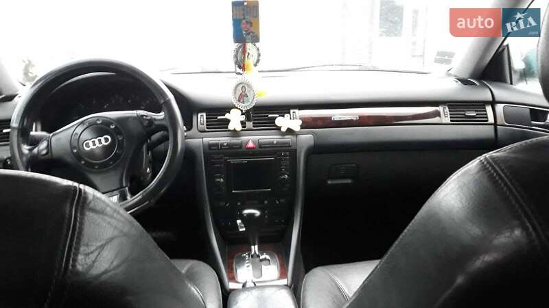 Универсал Audi A6 2001 в Рахове