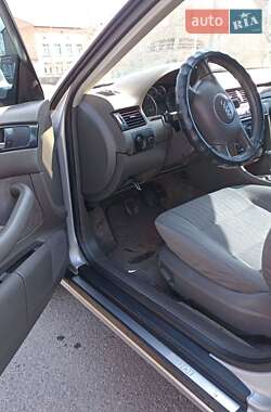 Седан Audi A6 2003 в Смеле