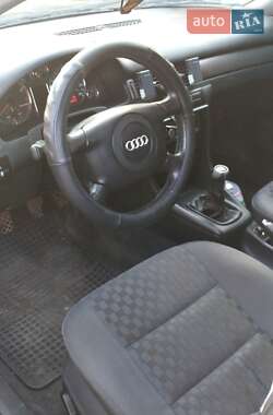 Універсал Audi A6 1998 в Харкові