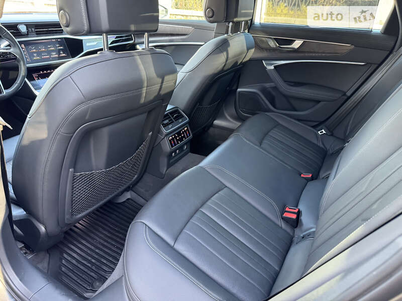 Седан Audi A6 2018 в Умані