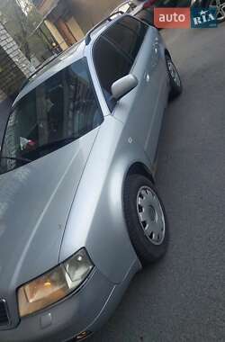Audi A6  1998