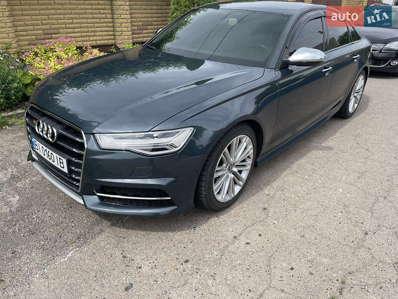 Седан Audi A6 2014 в Полтаве
