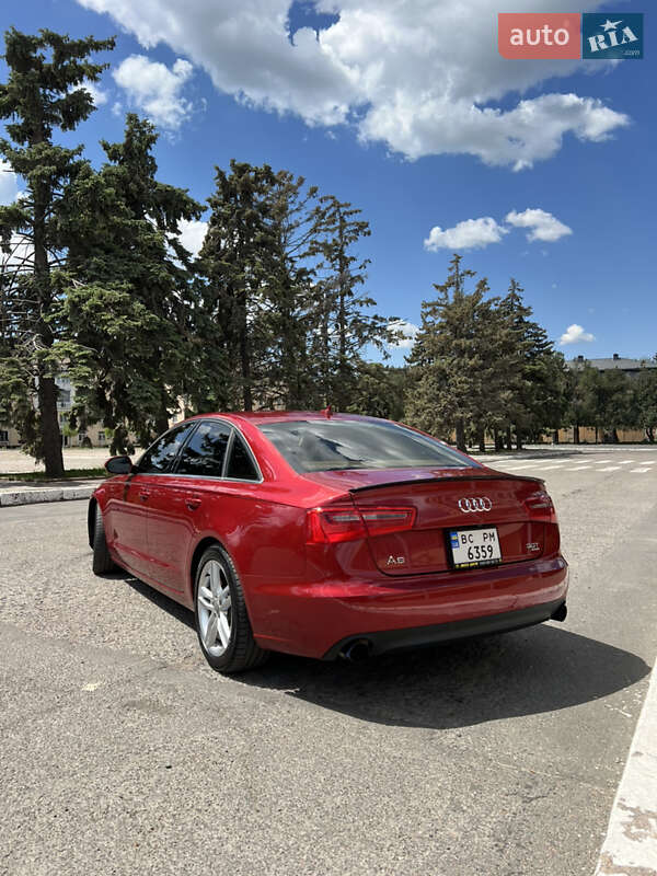 Седан Audi A6 2012 в Черноморске