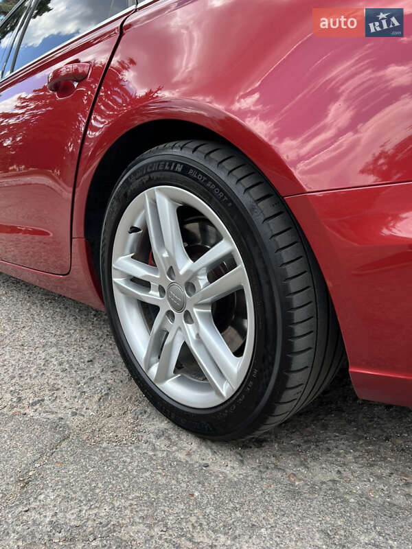 Седан Audi A6 2012 в Черноморске