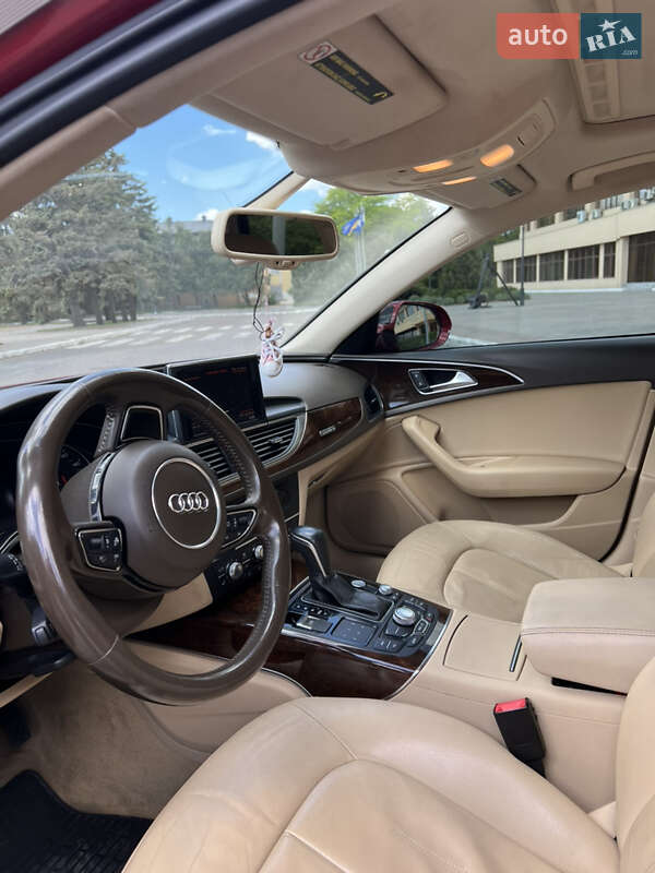 Седан Audi A6 2012 в Черноморске