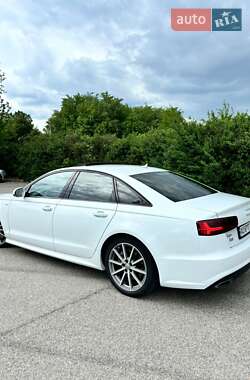 Седан Audi A6 2017 в Сваляве