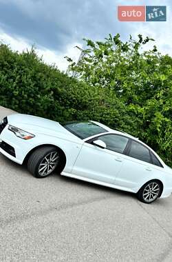 Седан Audi A6 2017 в Сваляве