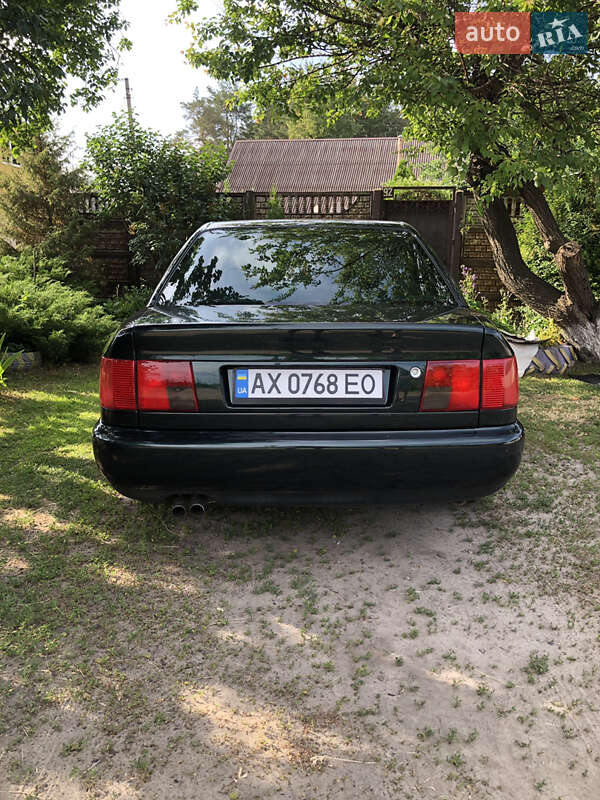 Седан Audi A6 1995 в Змиеве