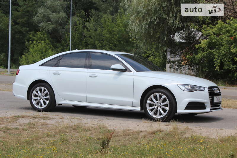 Седан Audi A6 2017 в Днепре