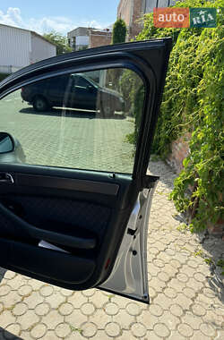 Седан Audi A6 2001 в Черновцах