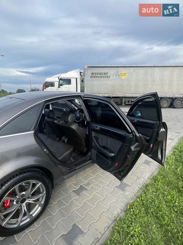 Седан Audi A6 2000 в Яворове