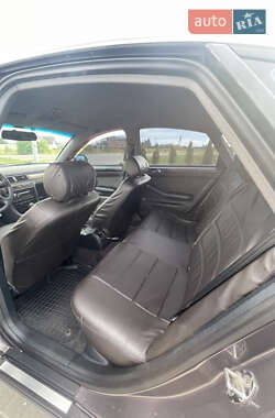 Седан Audi A6 2000 в Яворове