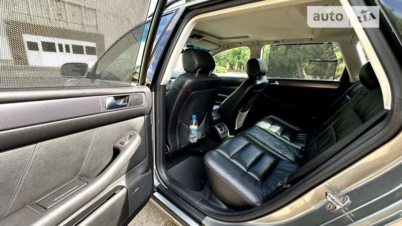 Універсал Audi A6 2004 в Миколаєві