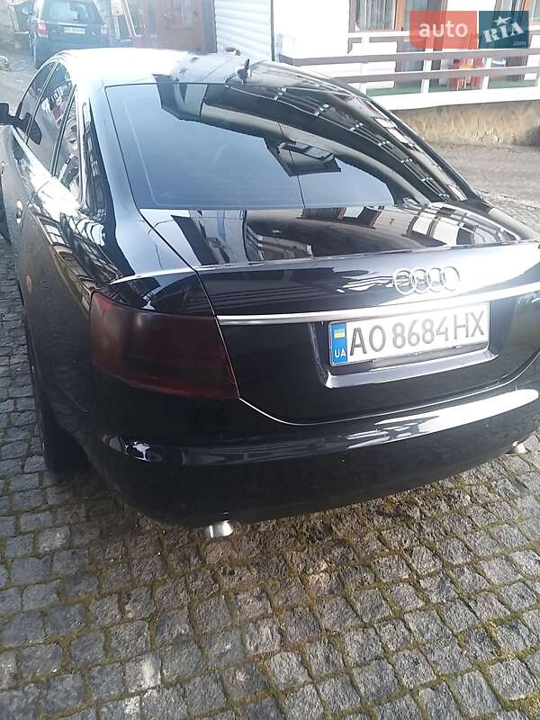 Седан Audi A6 2005 в Рахове