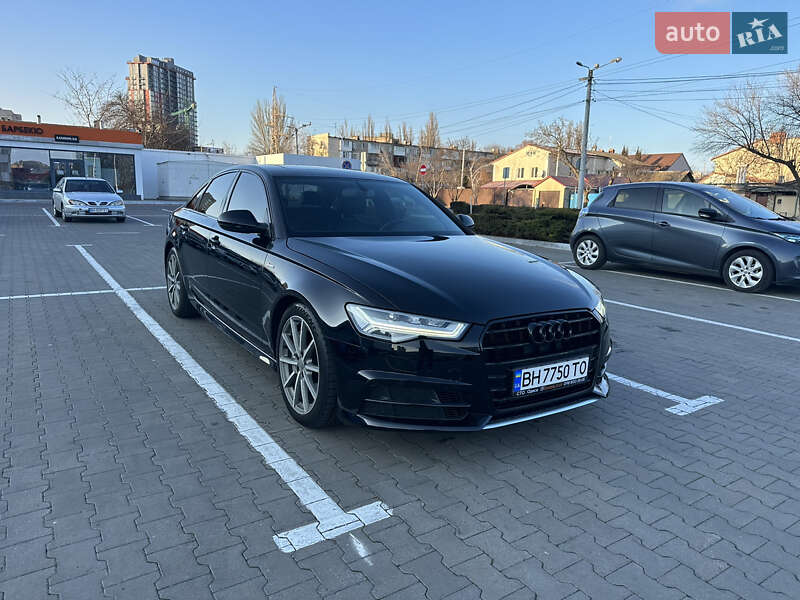 Седан Audi A6 2015 в Черновцах