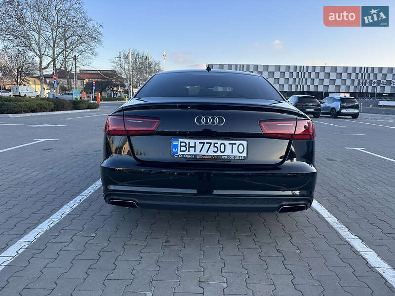 Седан Audi A6 2015 в Черновцах