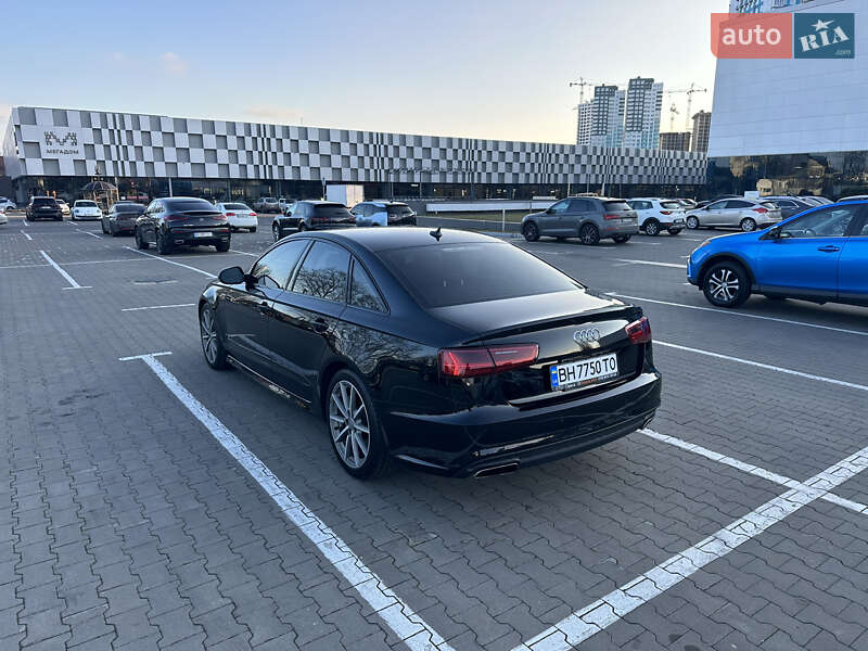 Седан Audi A6 2015 в Черновцах