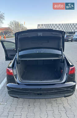 Седан Audi A6 2015 в Черновцах