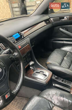 Audi A6  2000