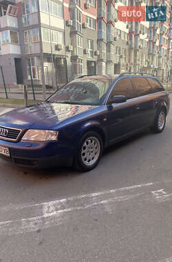 Универсал Audi A6 2001 в Киеве