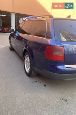 Универсал Audi A6 2001 в Киеве