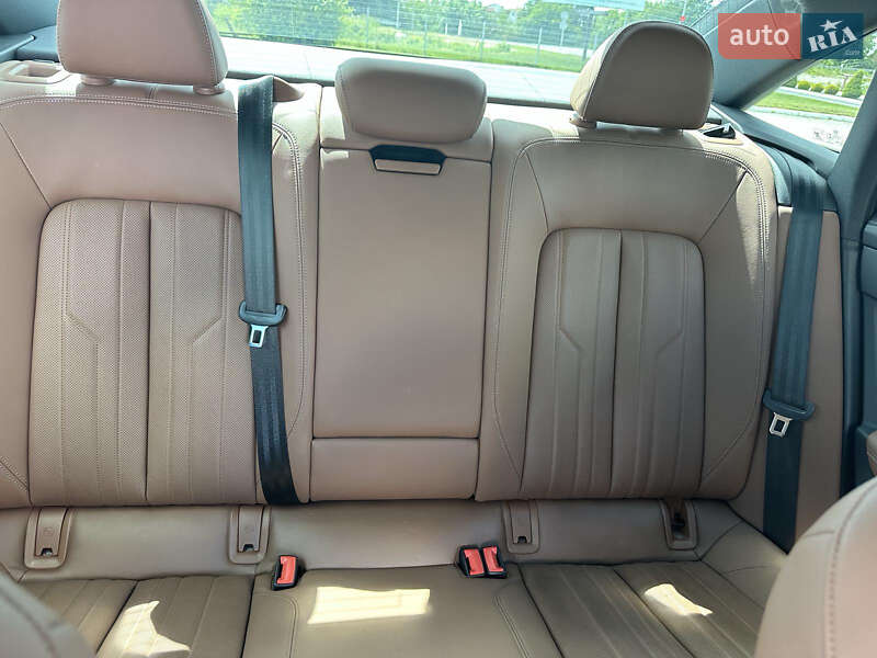 Седан Audi A6 2020 в Львове