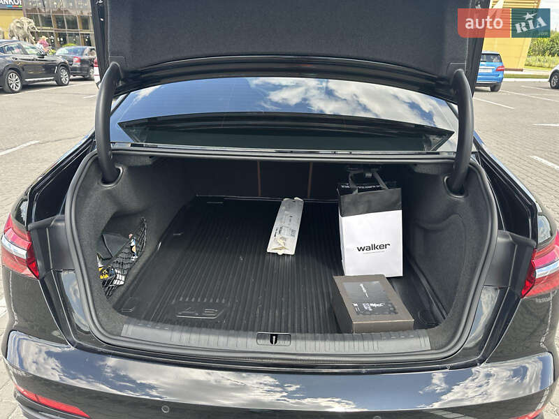 Седан Audi A6 2020 в Львове