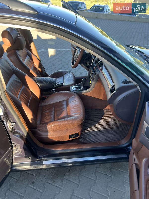 Універсал Audi A6 1998 в Нововолинську