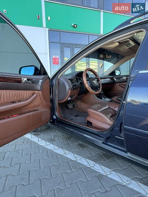 Універсал Audi A6 1998 в Нововолинську