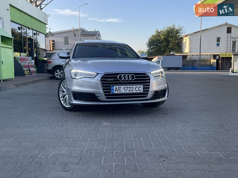 Седан Audi A6 2015 в Днепре