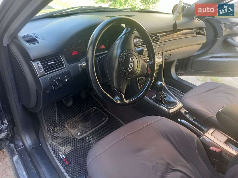 Седан Audi A6 2000 в Киеве