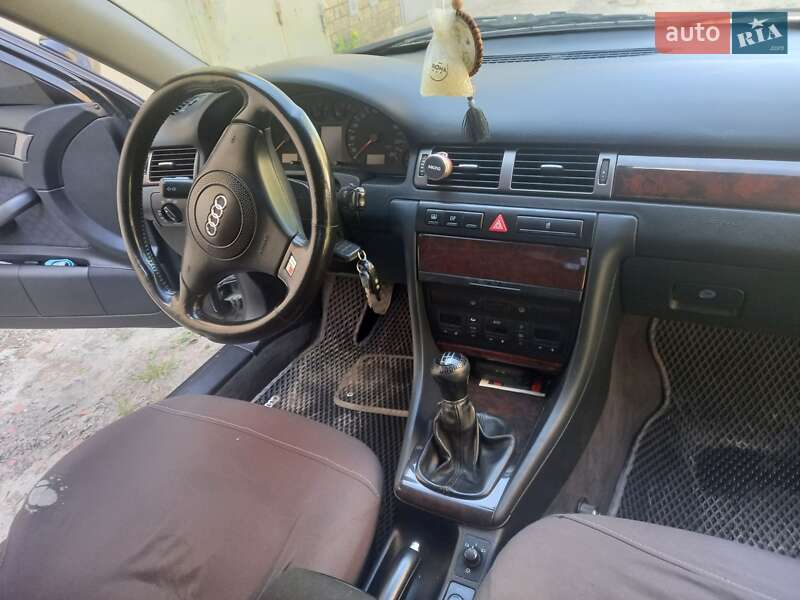 Седан Audi A6 2000 в Киеве