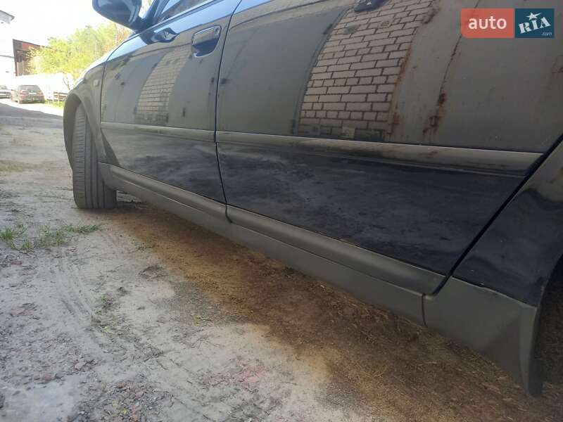 Седан Audi A6 2000 в Киеве